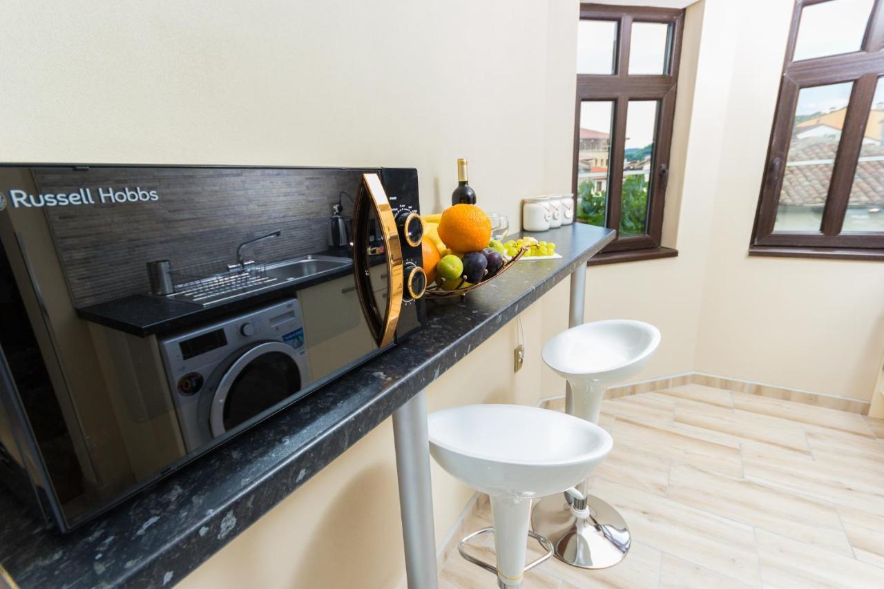 Apartment Zdravets, In The Heart Of The Old City Veliko Tărnovo Esterno foto